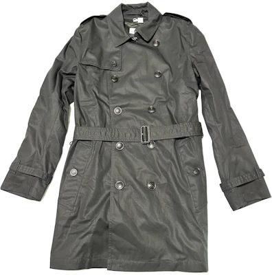 Burberry Mantel Trench Hitam Double-Breasted Solid. 80621671 Buy Burberry Mantel Trench Hitam Double-Breasted Solid. 80621671