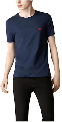 Burberry Kaos Navy Blue Solid Lengan Pendek Crew Neck 38723291 Order Burberry Kaos Navy Blue Solid Lengan Pendek Crew Neck 38723291