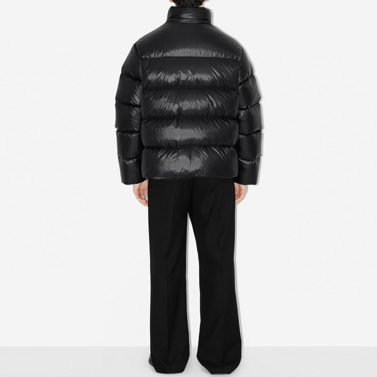 Burberry  Solid Zip-Up Stand Collar Jacket in Black. 80713711 圖 4