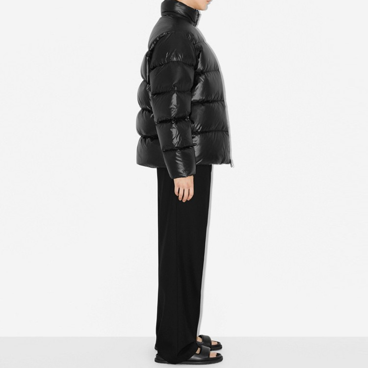 Burberry  Solid Zip-Up Stand Collar Jacket in Black. 80713711 圖 5