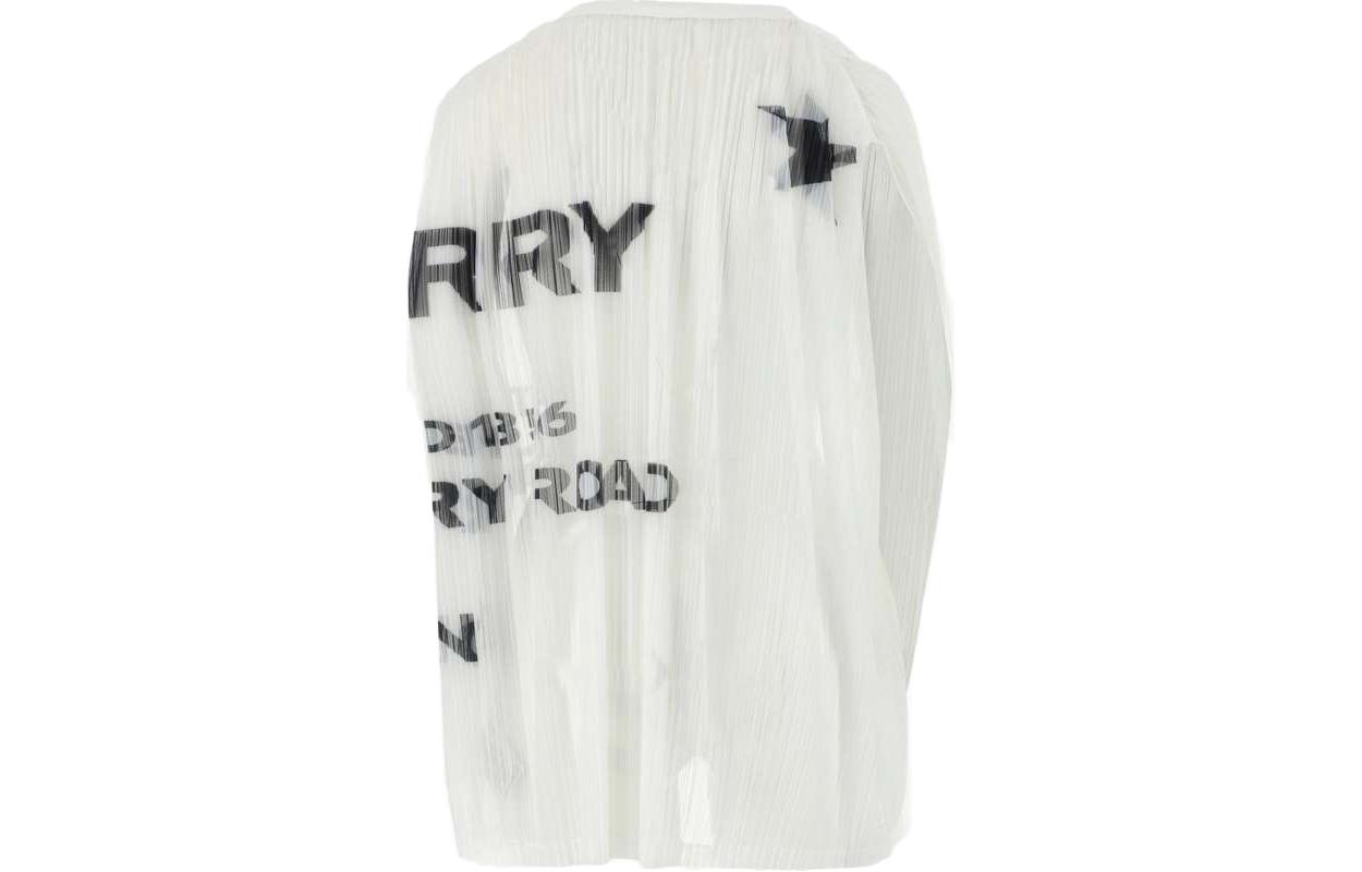 Lookbook Burberry Tank Top Putih Crew Neck dengan Cetak Huruf dan Desain Lipit. 45674681