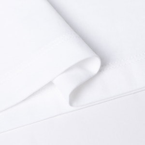 Burberry Kemeja-T Leher Bulat Putih dengan Logo Sulaman. 80695391 Cheap Burberry Kemeja-T Leher Bulat Putih dengan Logo Sulaman. 80695391