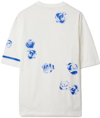 バーバリー ホワイト フローラルロゴプリント コットン クルーネックTシャツ 80813941 Lookbook バーバリー ホワイト フローラルロゴプリント コットン クルーネックTシャツ 80813941