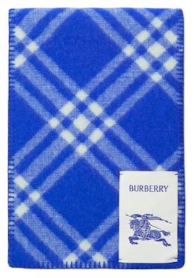 Burberry 字母Logo羊毛圍巾 男女款情侶款 藍色 80796031 Lookbook Burberry 字母Logo羊毛圍巾 男女款情侶款 藍色 80796031
