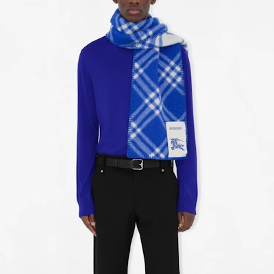 Burberry 字母Logo羊毛圍巾 男女款情侶款 藍色 80796031 Purchase Burberry 字母Logo羊毛圍巾 男女款情侶款 藍色 80796031