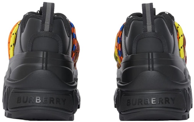 Burberry Arthur 'Kulit Hitam Nylon' 80590321 Purchase Burberry Arthur 'Kulit Hitam Nylon' 80590321