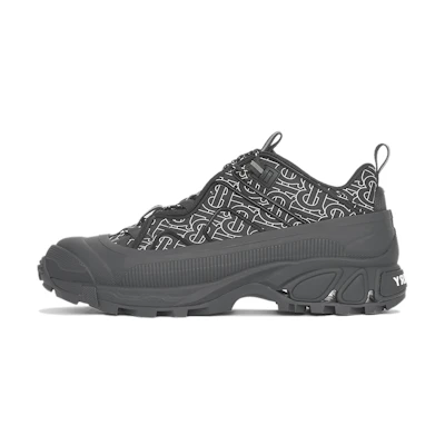 Burberry Arthur 'Logo Print Nylon - Black'