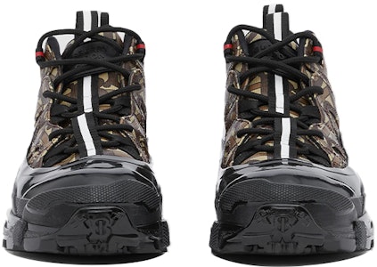 Burberry Arthur Cetak Monogram Hitam Coklat Bridle 80217781 Lookbook Burberry Arthur Cetak Monogram Hitam Coklat Bridle 80217781