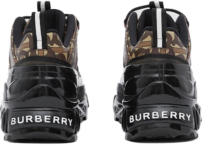 Burberry Arthur Cetak Monogram Hitam Coklat Bridle 80217781 Purchase Burberry Arthur Cetak Monogram Hitam Coklat Bridle 80217781