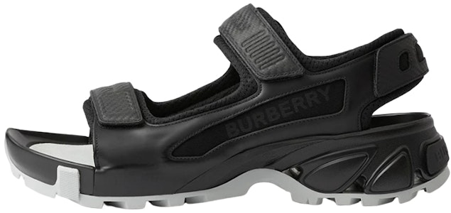 Burberry Arthur Sandal Kulit Hitam 80642571 Buy Burberry Arthur Sandal Kulit Hitam 80642571