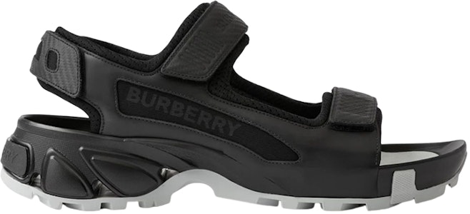 Burberry Arthur Sandal Kulit Hitam 80642571 Order Burberry Arthur Sandal Kulit Hitam 80642571