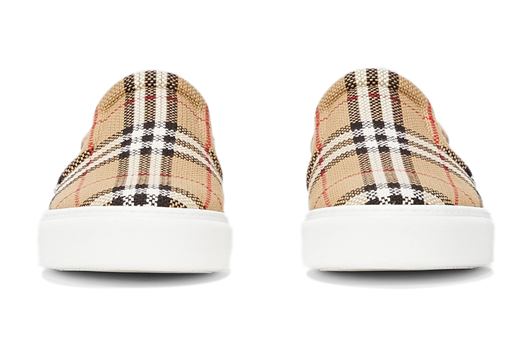 Lookbook バーバリー バイオメッシュ スリッポン (アーカイブベージュ) 80321921