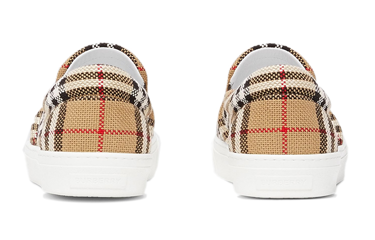 Purchase バーバリー バイオメッシュ スリッポン (アーカイブベージュ) 80321921