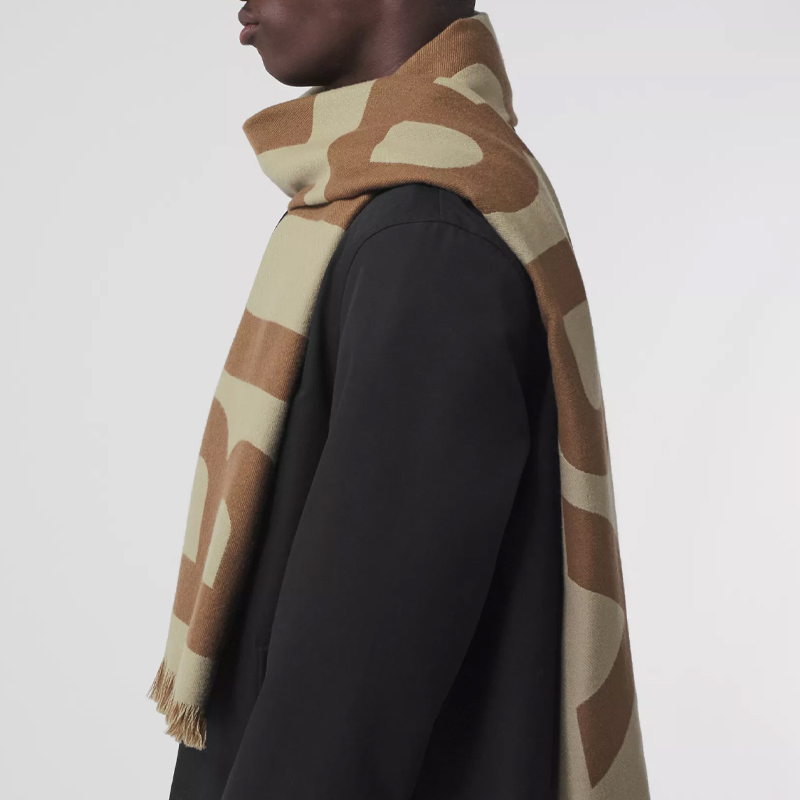 Burberry Birch Brown Logo Wool Jacquard Scarf Unisex Couples' Style. 80457891 圖 4