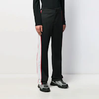 Purchase Burberry 黑色休閒褲附側邊車縫設計。 45635271