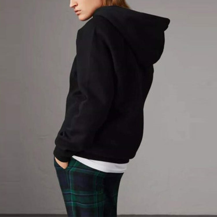 Burberry Black Classic Fleece Hoodie with Front Letter Design. 80265231 圖 5