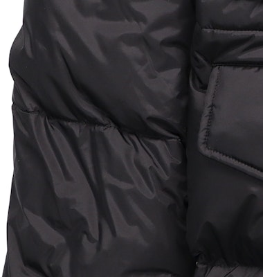 博柏利黑色连帽拉链羽绒冬季宽松外套 80188251 Purchase 博柏利黑色连帽拉链羽绒冬季宽松外套 80188251