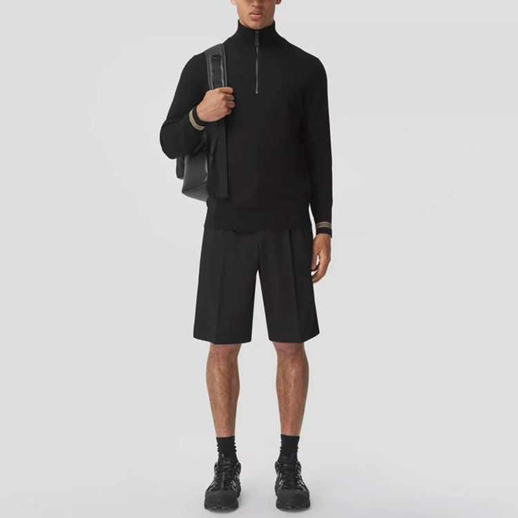 Shop バーバリー ブラック ハーフジップ ハイネック セーター ストライプカフ付き 80443251