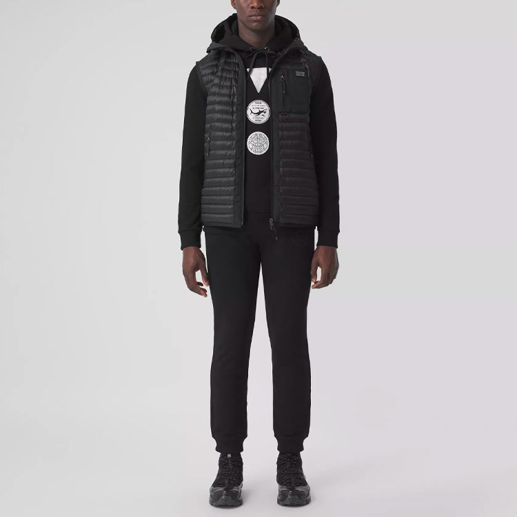 Burberry Black Hooded Sleeveless Down Jacket with Logo Patch 80410311 圖 5