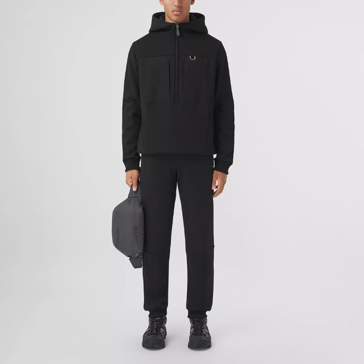 Burberry Black Hoodie with Solid Color Letter Print and Half-Zip Design. 80491691 圖 3