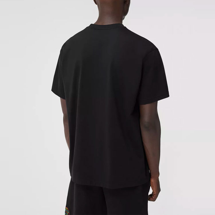 Shop 버버리 블랙 루즈핏 티셔츠 자수 스피어 디자인 80370851