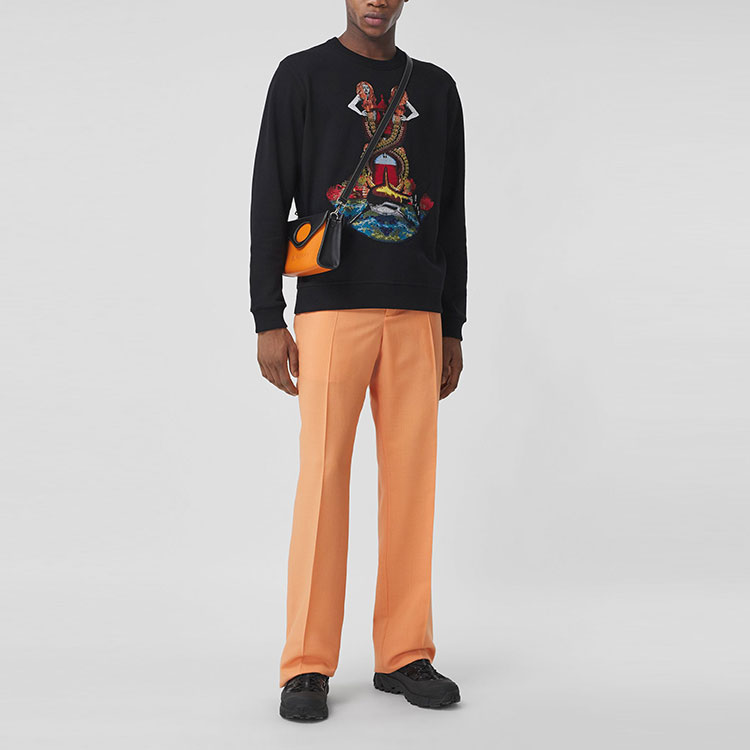Lookbook 버버리 블랙 머메이드 프린트 코튼 스웨트셔츠 80406981