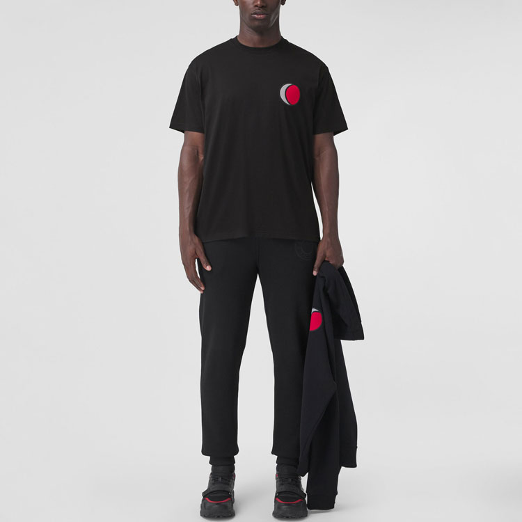 Burberry Black Short Sleeve T-Shirt with Logo Patch Design. 80455021 圖 3