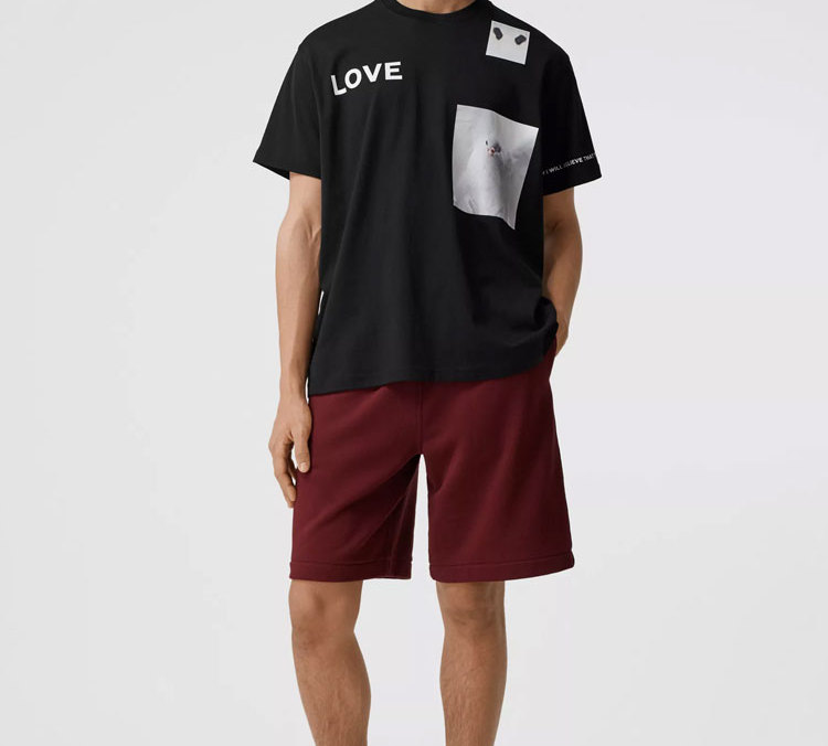 Cheap 버버리 블랙 몽타주 프린트 반팔 티셔츠 80309401