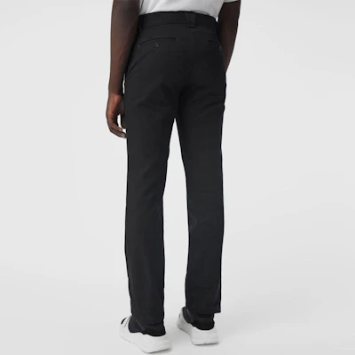 Burberry Hitam Celana Panjang Kasual Simple 80030981 Sizing Burberry Hitam Celana Panjang Kasual Simple 80030981