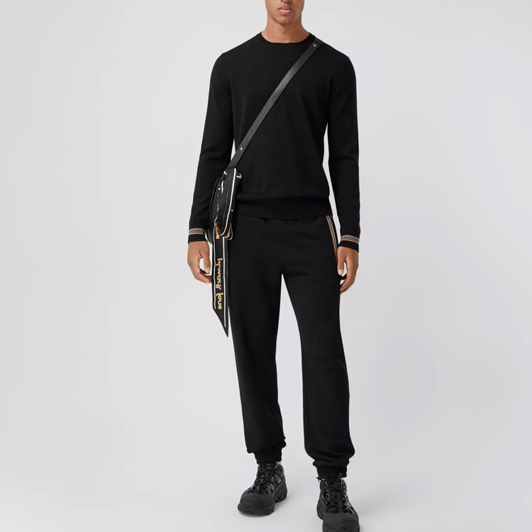 Shop バーバリー ブラック スリムフィット ウール セーター シグネチャーストライプ 80332011