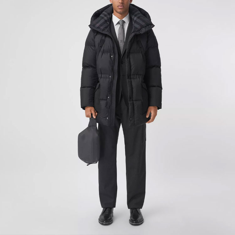 Shop 巴宝莉黑色连帽拉链羽绒夹克 80438451