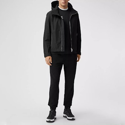 バーバリー ブラック ソリッド ロゴ パッチ カジュアル フーディ ジャケット 8014363 Shop バーバリー ブラック ソリッド ロゴ パッチ カジュアル フーディ ジャケット 8014363