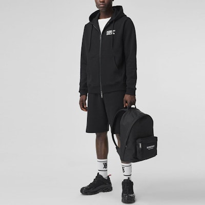 Burberry 黑色拉鏈連帽衫搭配字母印花 80375821 Shop Burberry 黑色拉鏈連帽衫搭配字母印花 80375821