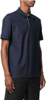 버버리 블루 폴로 셔츠 자수 레터링 80140041 Sizing 버버리 블루 폴로 셔츠 자수 레터링 80140041