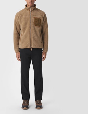 Burberry 棕色标志印花夹克 - 秋季经典设计款式。 80455551 Shop Burberry 棕色标志印花夹克 - 秋季经典设计款式。 80455551