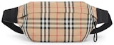 Buy 博柏利中古格紋中號腰包,檔案米色。