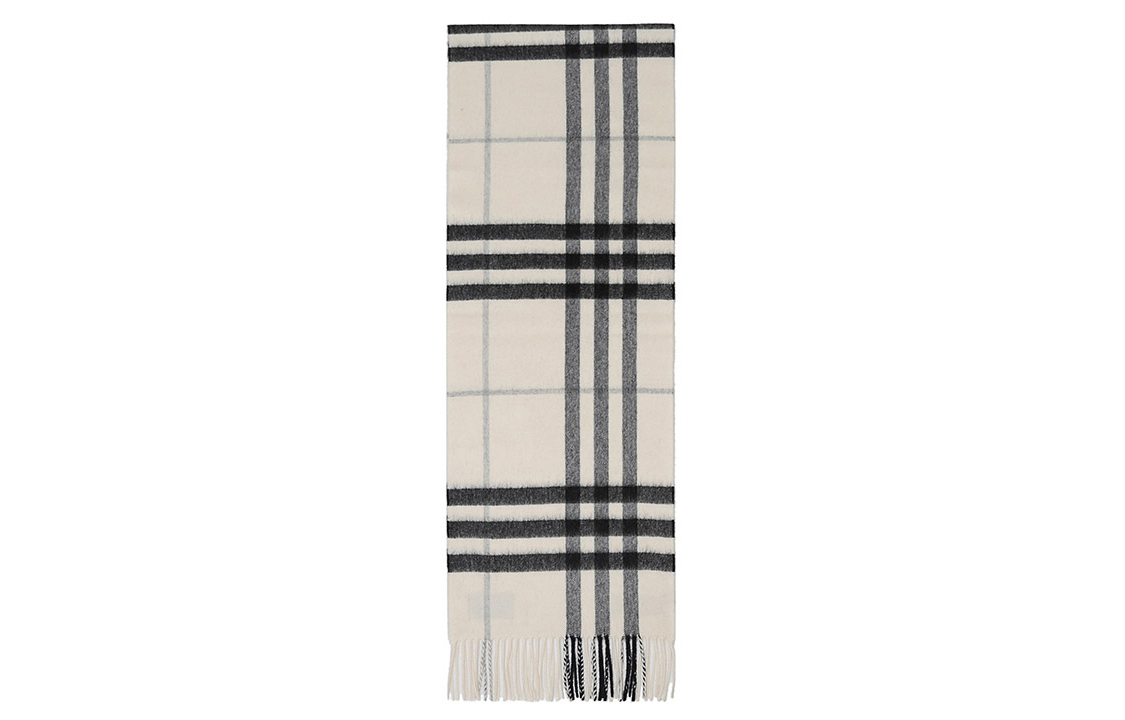 Burberry Cashmere Check Scarf Unisex Couple's Model Natural White 3994123 圖 4