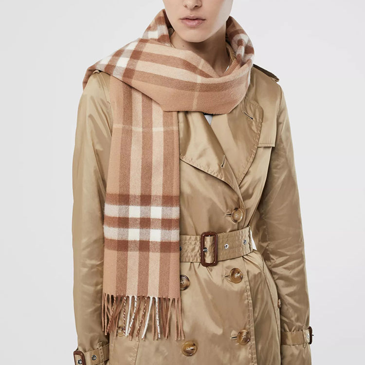 Burberry Cashmere Yarn Scarf Unisex Couple Edition 80163991 圖 4