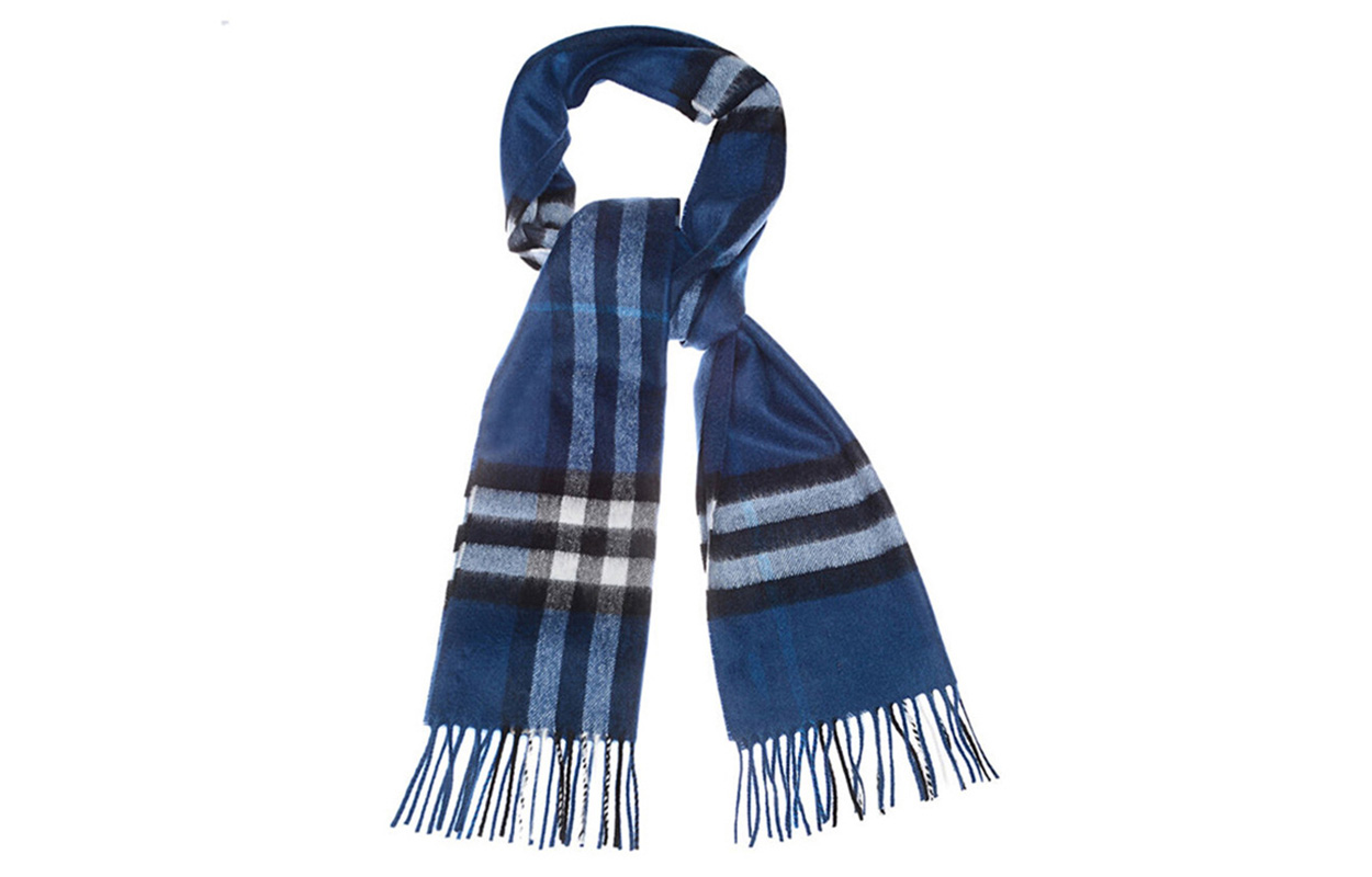 Burberry Check Cashmere Scarf Unisex Couple Style Light Blue 3994209 圖 4