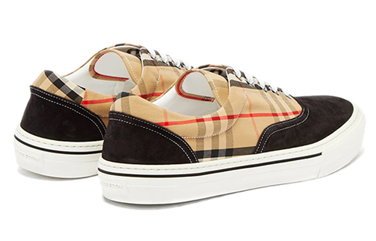 Lookbook Burberry Sepatu Sneaker Kotak Kapas dan Suede 'Khaki' 8016301