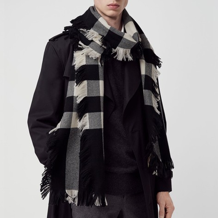 Burberry Check Frayed Wool Scarf Unisex Black/White 40583951 圖 5