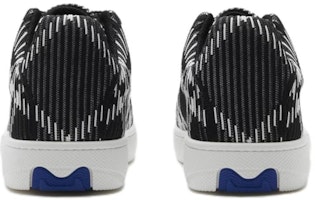 Burberry Kasut Tenun Corak 'Hitam' 80834771 Shop Burberry Kasut Tenun Corak 'Hitam' 80834771