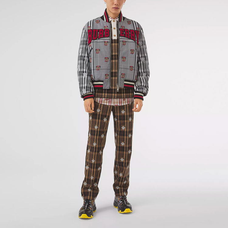 Lookbook Celana Santai Mid-Rise Burberry Check - Dark Mocha 80378081