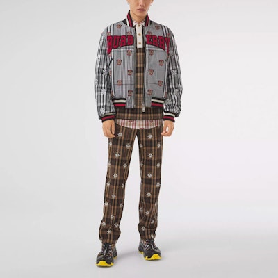 Celana Santai Mid-Rise Burberry Check - Dark Mocha 80378081 Lookbook Celana Santai Mid-Rise Burberry Check - Dark Mocha 80378081