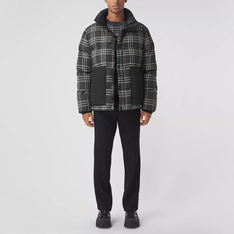 Lookbook Chaqueta Acolchada Burberry Check - Abrigo Invierno Gris Carbón Ajustado 80454991