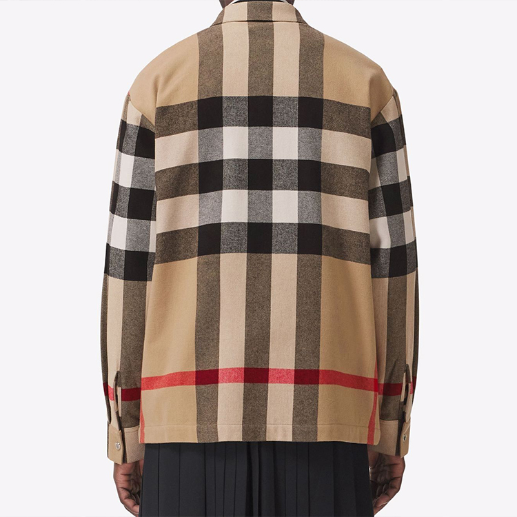 Purchase Jaket Wol Burberry Check dengan Resleting Ganda Warna Khaki. 80501351