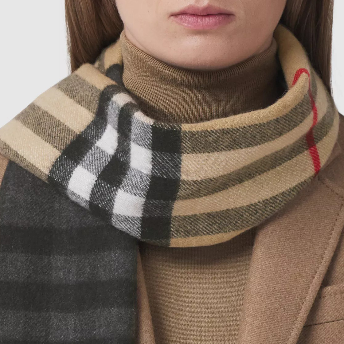 Burberry Check Wool Scarf Unisex Couple Style Beige/Black 80451711 圖 6