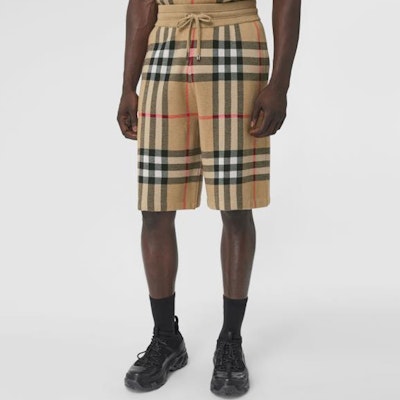 Burberry Celana Pendek Pria Silk-Blend Motif Kotak - Archive Beige. 80435721 Purchase Burberry Celana Pendek Pria Silk-Blend Motif Kotak - Archive Beige. 80435721