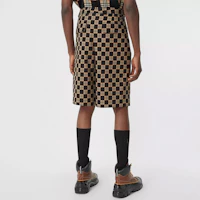 Shop Burberry 經典格紋直筒休閒短褲 米色 80292801