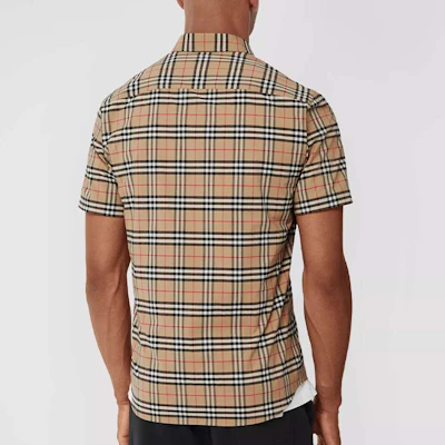 Kemeja Pendek Pria Burberry Classic Check Stretch Khaki. 80209651 Shop Kemeja Pendek Pria Burberry Classic Check Stretch Khaki. 80209651